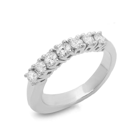 PMI 14W@2.9 7RD1@0.54 (7 ROUND DIAMONDS)